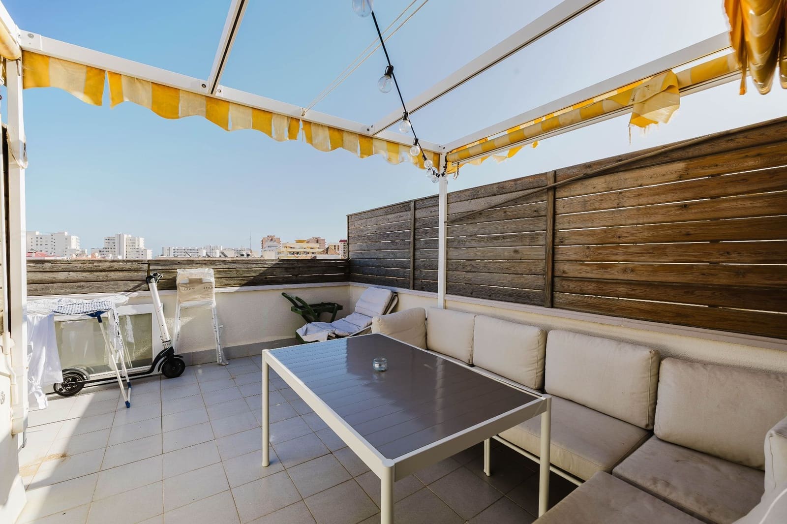 Ático de 3 habitaciones en Fuengirola en venta con garaje - 440.000 € (Ref: 9390144)