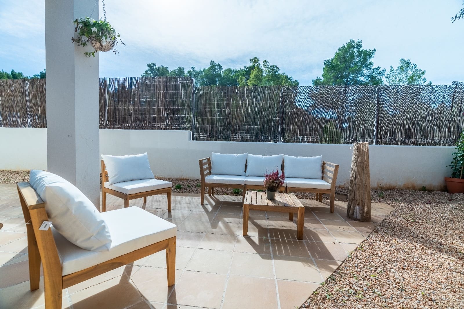 2 sypialnia Apartament na sprzedaż w Sant Antoni de Portmany z basenem garażem - 495 000 € (Ref: 9398187)