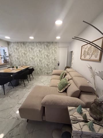 3 bedroom Villa for sale in Villarejo de Salvanés - € 245,000 (Ref: 9400384)