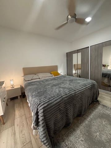 3 bedroom Villa for sale in Villarejo de Salvanés - € 245,000 (Ref: 9400384)