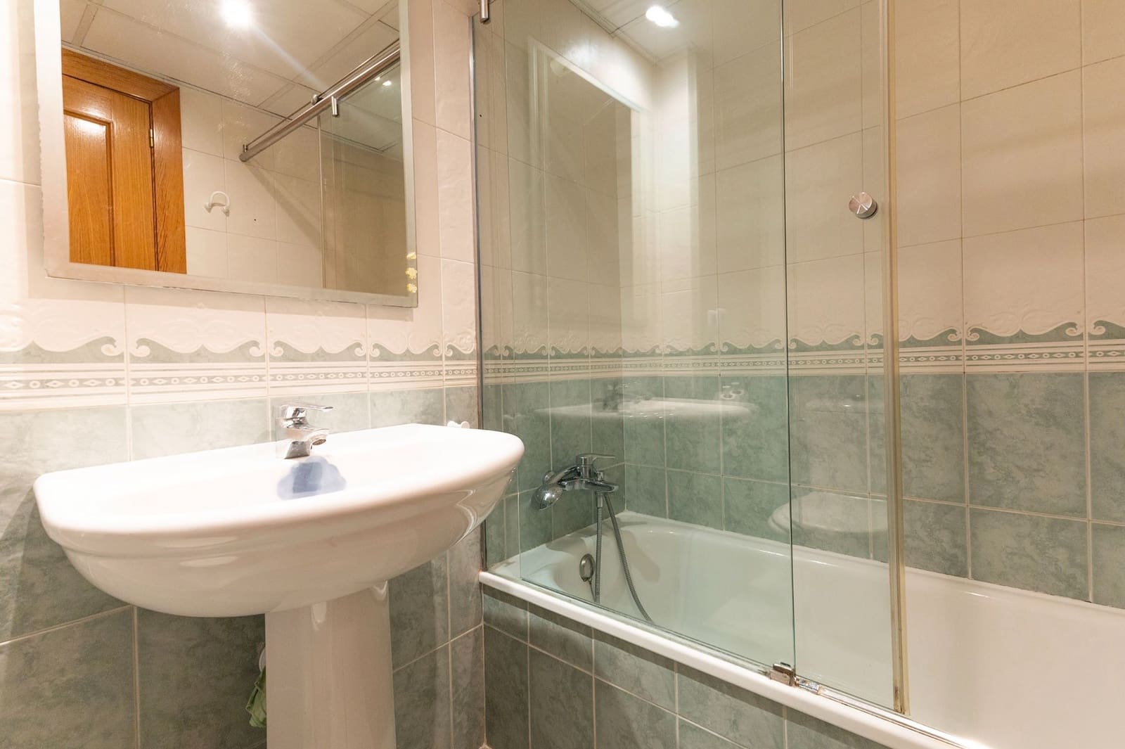 Piso de 4 habitaciones en Alicante / Alacant ciudad en venta - 330.000 € (Ref: 9400385)