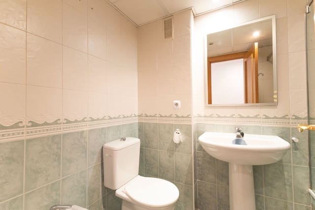 Piso de 4 habitaciones en Alicante / Alacant ciudad en venta - 330.000 € (Ref: 9400385)