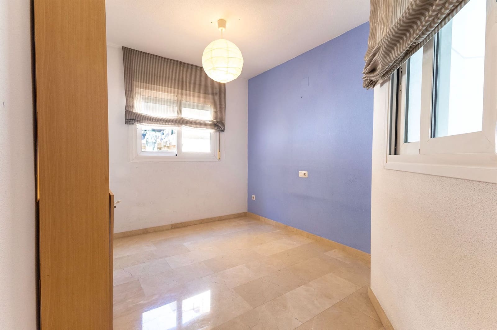 Piso de 4 habitaciones en Alicante / Alacant ciudad en venta - 330.000 € (Ref: 9400385)