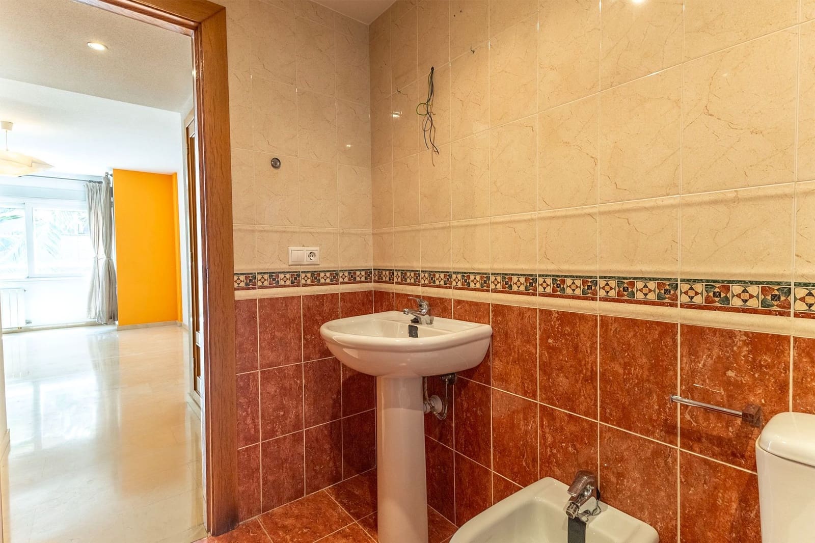 Piso de 4 habitaciones en Alicante / Alacant ciudad en venta - 330.000 € (Ref: 9400385)