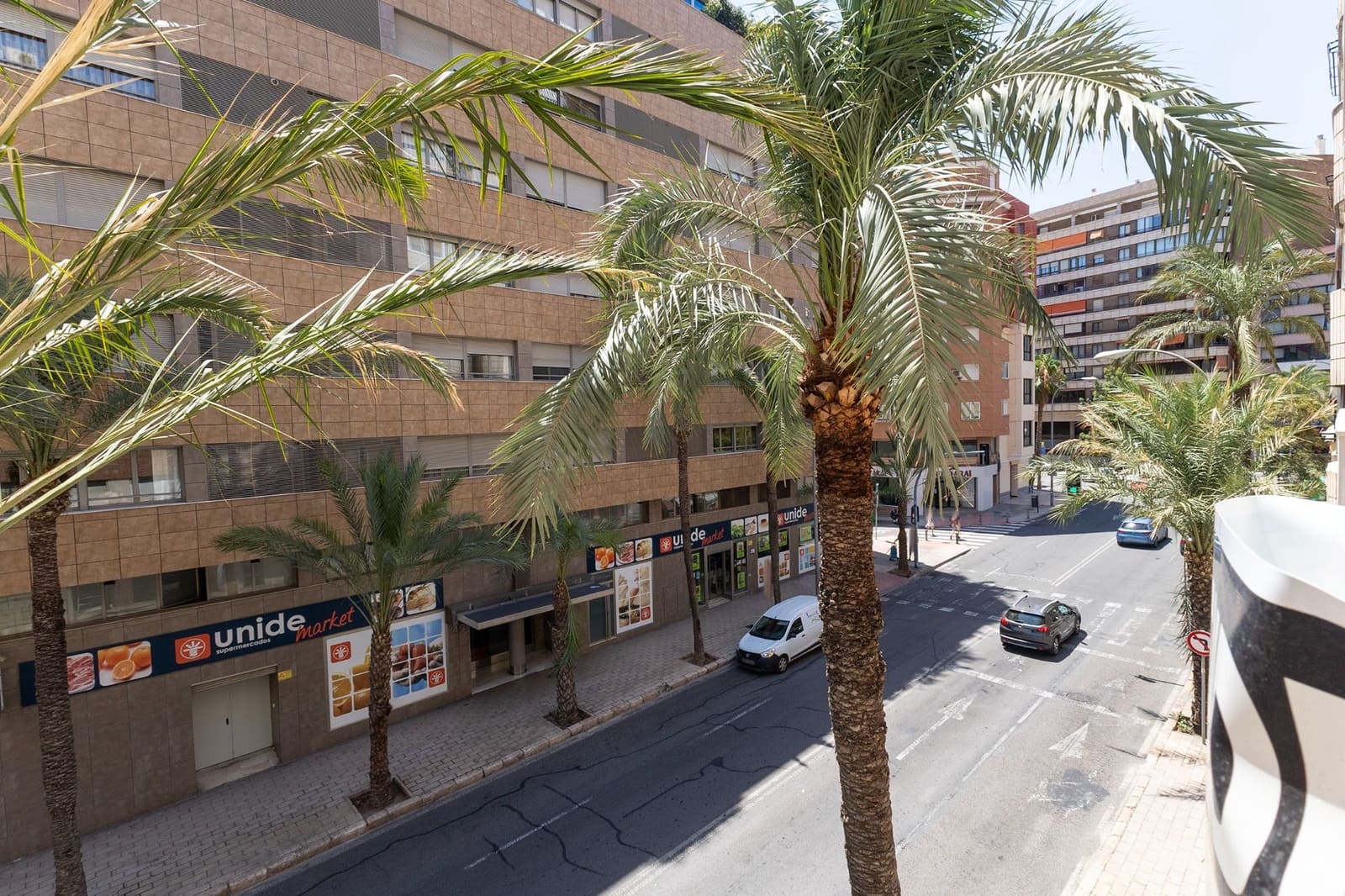 Piso de 4 habitaciones en Alicante / Alacant ciudad en venta - 330.000 € (Ref: 9400385)