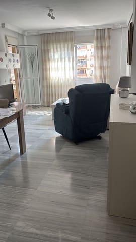 2 makuuhuone Asunto myytävänä paikassa Torremolinos mukana 
autotalli - 365 000 € (Ref: 9400386)