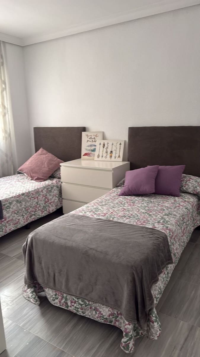 2 makuuhuone Asunto myytävänä paikassa Torremolinos mukana 
autotalli - 365 000 € (Ref: 9400386)