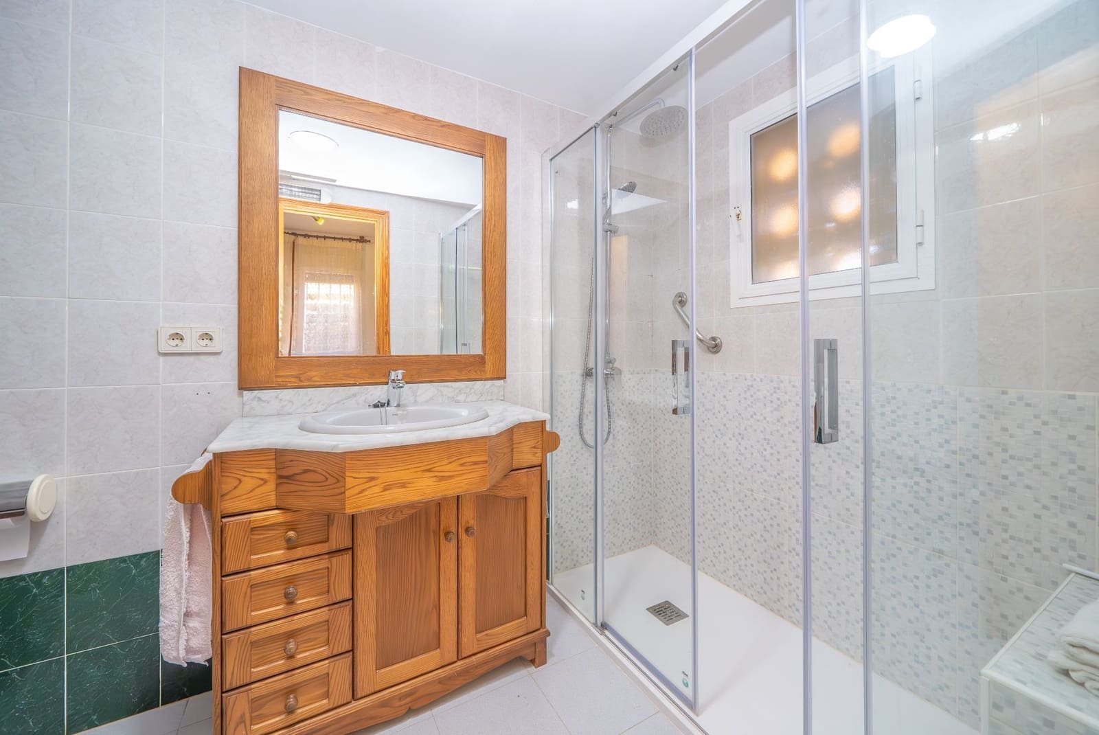 6 makuuhuone Huvila myytävänä paikassa Muchamiel / Mutxamel mukana 
autotalli - 499 000 € (Ref: 9400388)