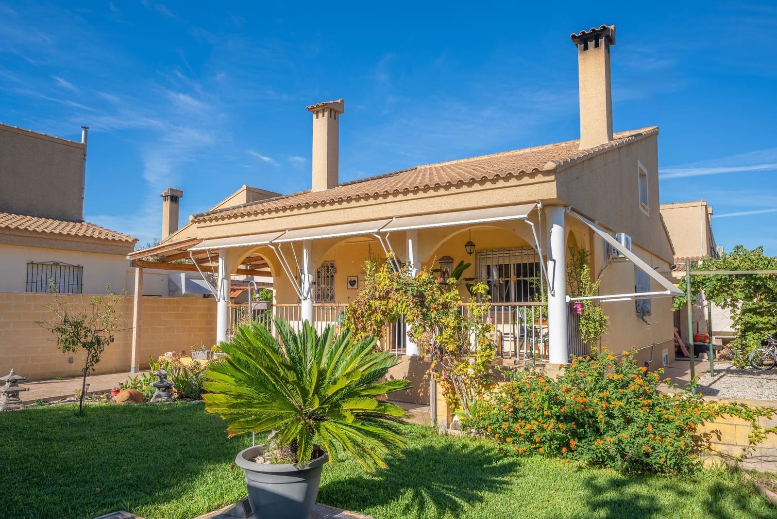 6 makuuhuone Huvila myytävänä paikassa Muchamiel / Mutxamel mukana 
autotalli - 499 000 € (Ref: 9400388)