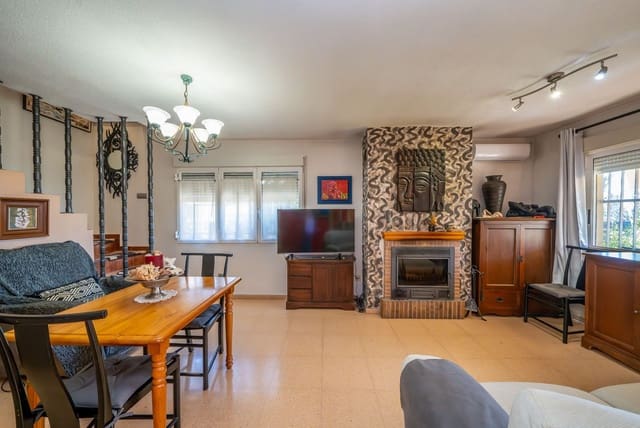 Chalet de 6 habitaciones en Muchamiel / Mutxamel en venta con garaje - 499.000 € (Ref: 9400388)