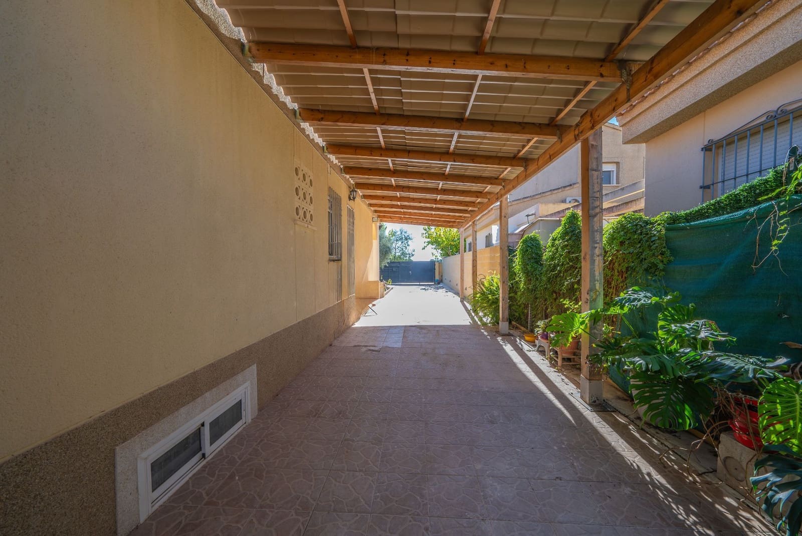 6 makuuhuone Huvila myytävänä paikassa Muchamiel / Mutxamel mukana 
autotalli - 499 000 € (Ref: 9400388)