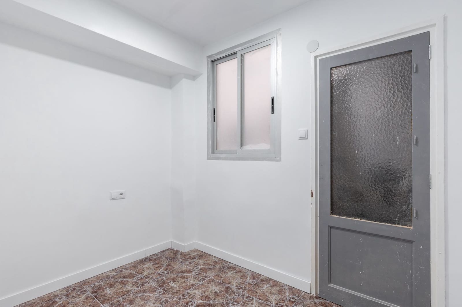 4 slaapkamer Flat te koop in Tavernes de la Valldigna - € 135.000 (Ref: 9402885)