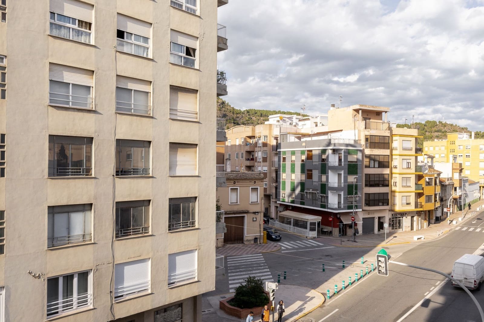 4 slaapkamer Flat te koop in Tavernes de la Valldigna - € 135.000 (Ref: 9402885)