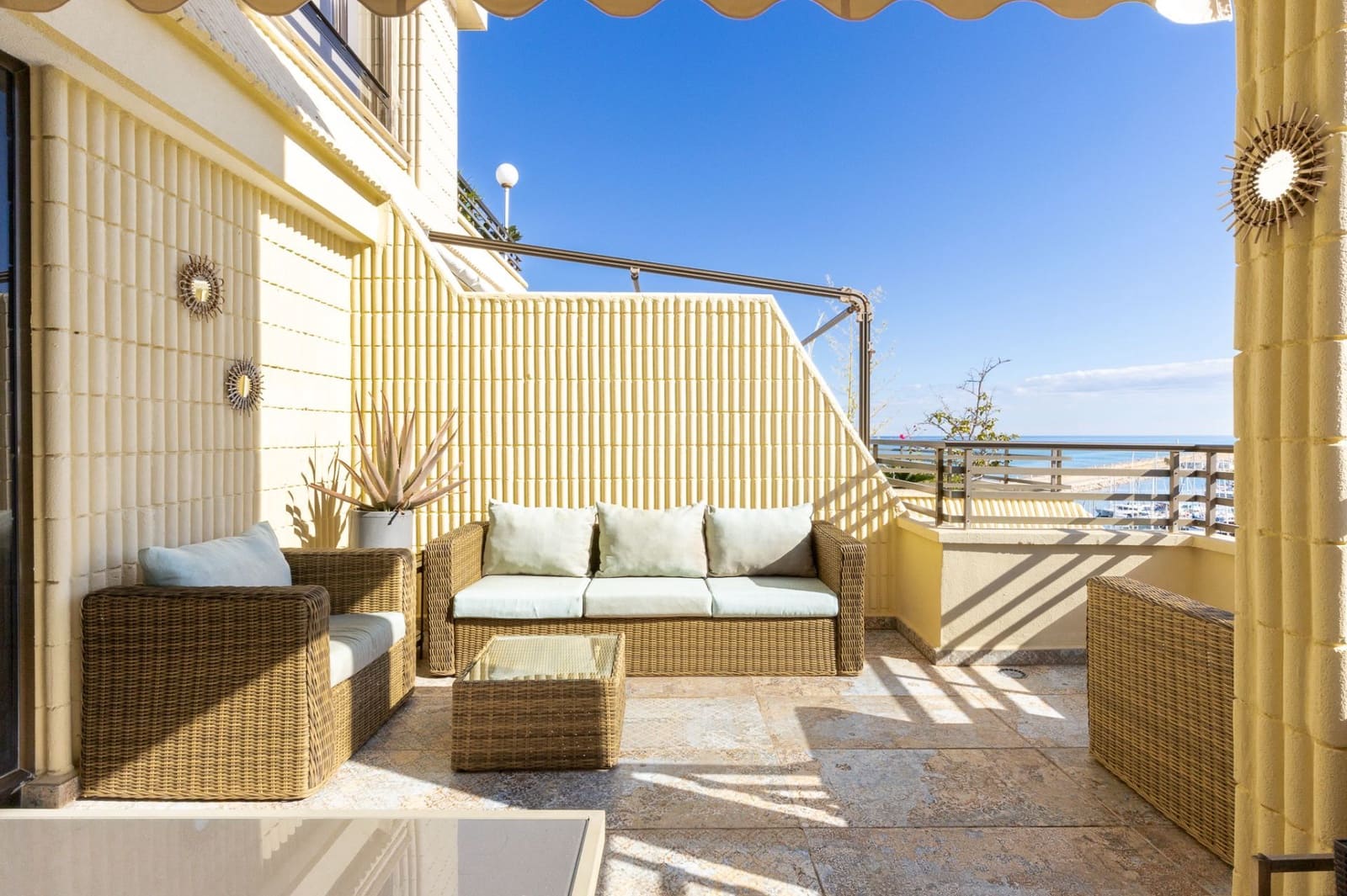 3 soveværelse Penthouse til salg i Gandia med garage - € 450.000 (Ref: 9402888)