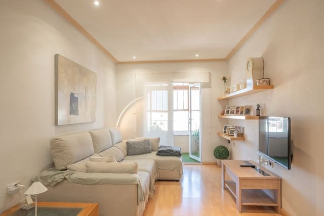 Ático de 3 habitaciones en Elche / Elx en venta con garaje - 250.000 € (Ref: 9406224)