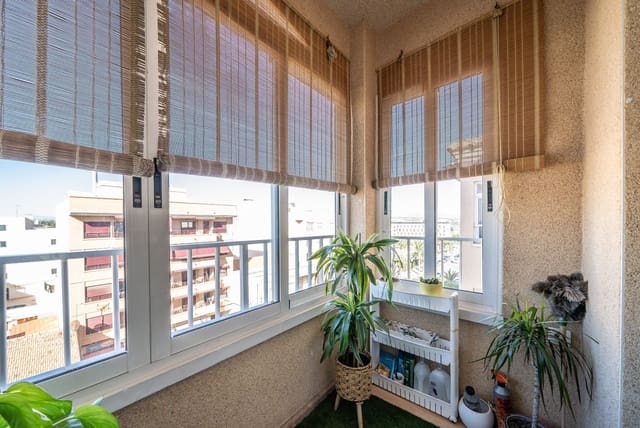 Ático de 3 habitaciones en Elche / Elx en venta con garaje - 250.000 € (Ref: 9406224)
