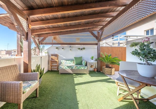 Ático de 3 habitaciones en Elche / Elx en venta con garaje - 250.000 € (Ref: 9406224)