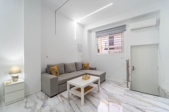 2 bedroom Apartment for sale in Málaga city - € 200,000 (Ref: 9406227)