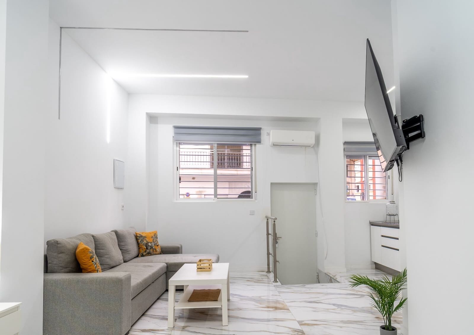 2 bedroom Apartment for sale in Malaga city - € 200,000 (Ref: 9406227)