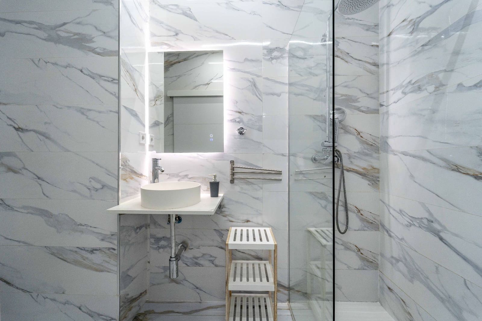 2 bedroom Apartment for sale in Malaga city - € 200,000 (Ref: 9406227)