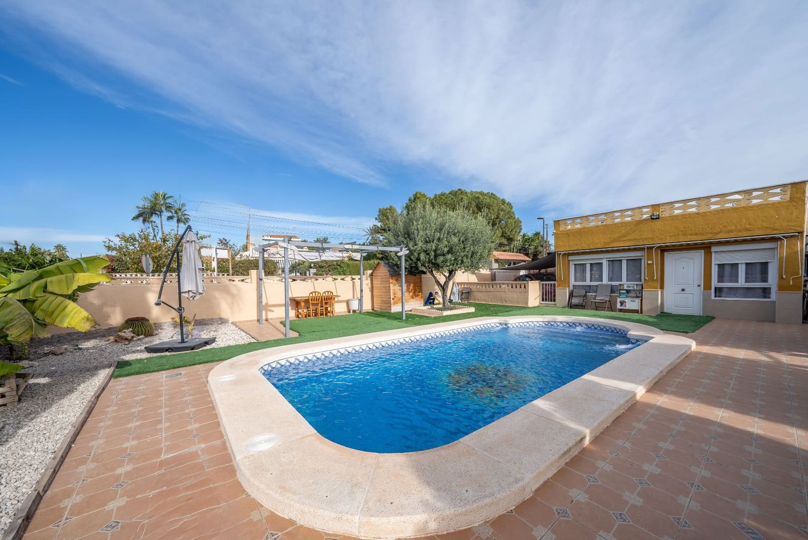 3 chambre Villa/Maison à vendre à San Vicente / Sant Vicent del Raspeig avec piscine garage - 440 000 € (Ref: 9410584)
