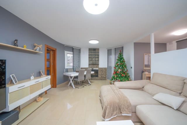 3 quarto Moradia para venda em San Vicente / Sant Vicent del Raspeig com piscina garagem - 440 000 € (Ref: 9410584)