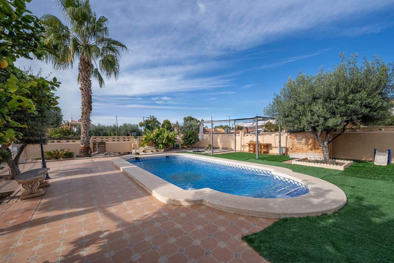 3 chambre Villa/Maison à vendre à San Vicente / Sant Vicent del Raspeig avec piscine garage - 440 000 € (Ref: 9410584)