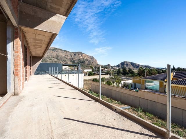 Chalet de 4 habitaciones en Orihuela en venta con piscina garaje - 530.000 € (Ref: 9413610)