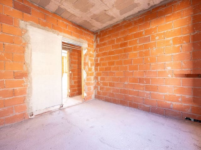 Chalet de 4 habitaciones en Orihuela en venta con piscina garaje - 530.000 € (Ref: 9413610)