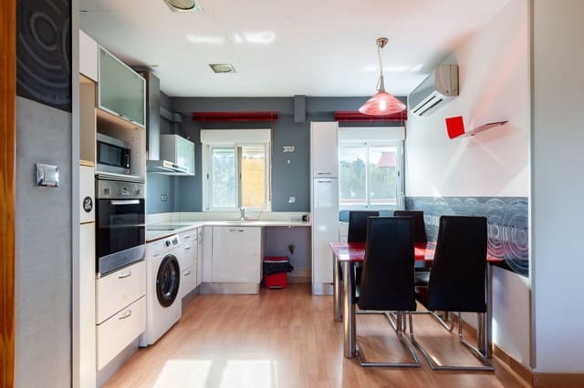 2 soveværelse Lejlighed til salg i Torrent - € 141.000 (Ref: 9413611)