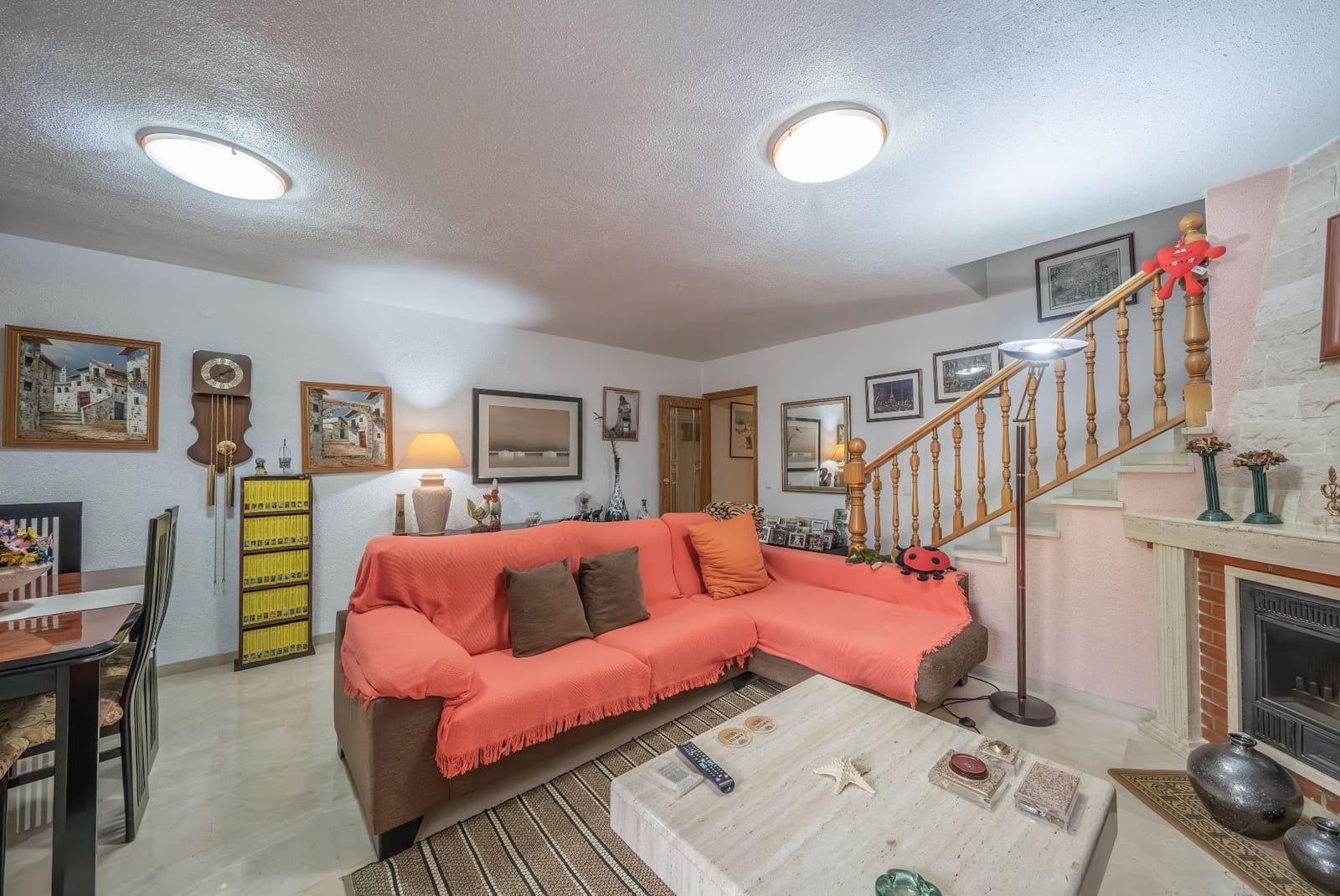 4 quarto Moradia Geminada para venda em Alicante cidade com piscina garagem - 650 000 € (Ref: 9413612)