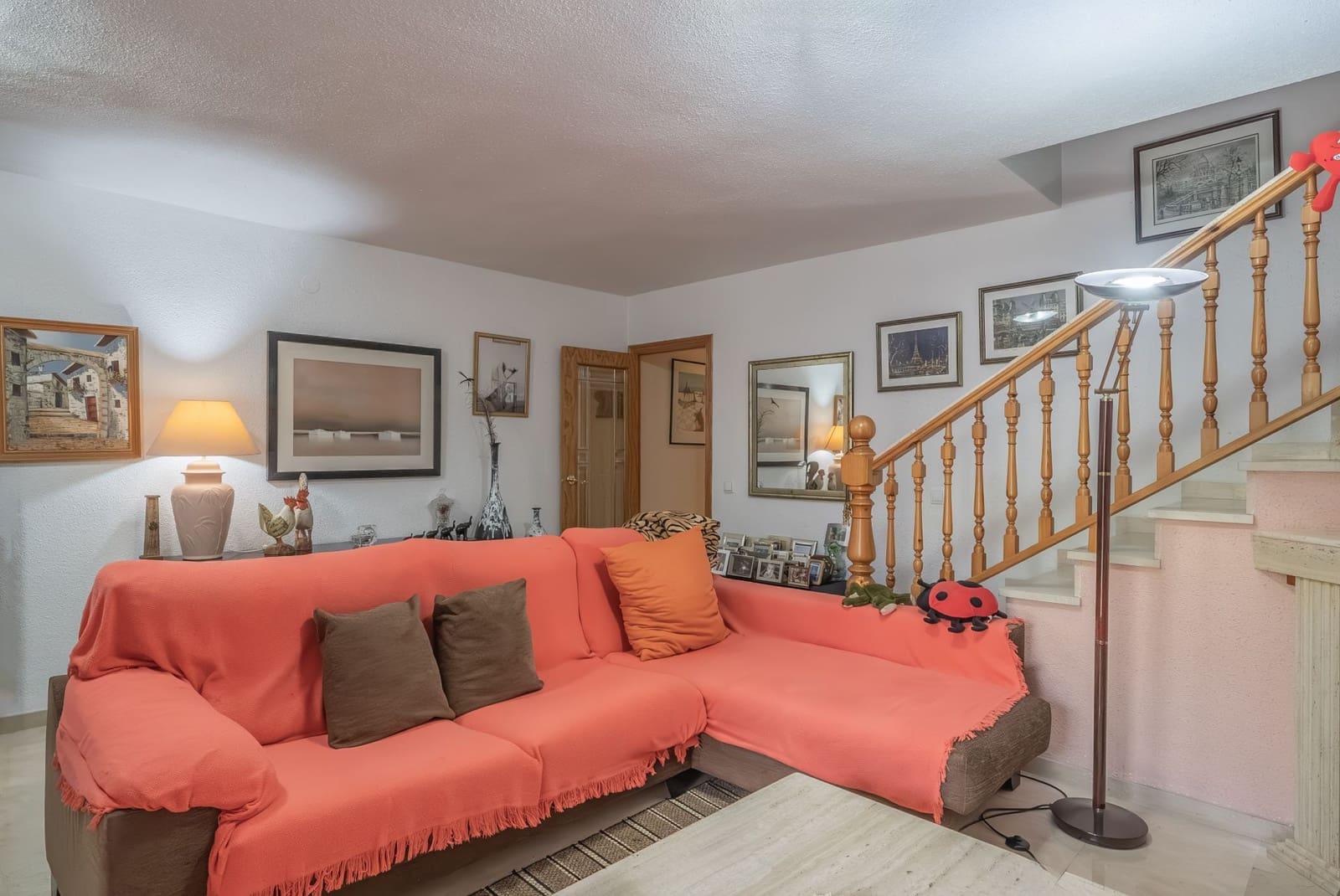 4 quarto Moradia Geminada para venda em Alicante cidade com piscina garagem - 650 000 € (Ref: 9413612)