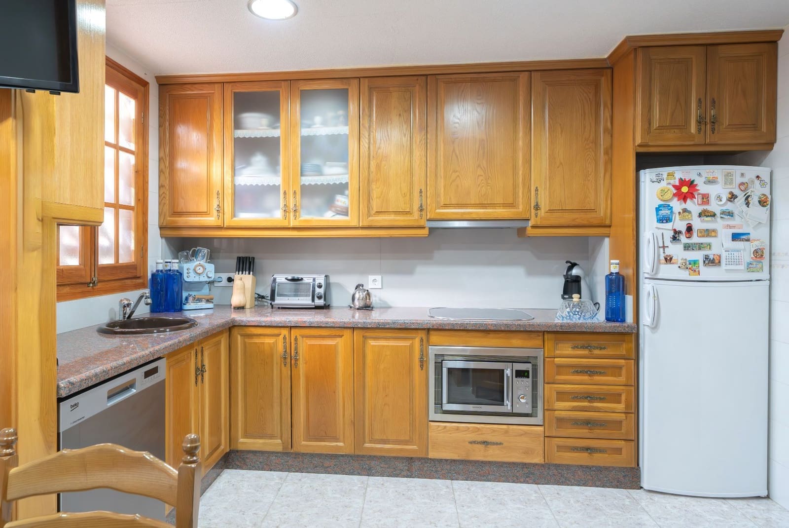 4 quarto Moradia Geminada para venda em Alicante cidade com piscina garagem - 650 000 € (Ref: 9413612)