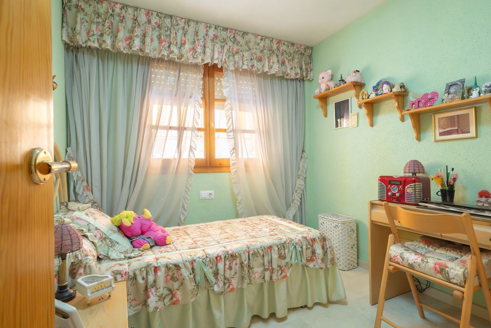 4 quarto Moradia Geminada para venda em Alicante cidade com piscina garagem - 650 000 € (Ref: 9413612)