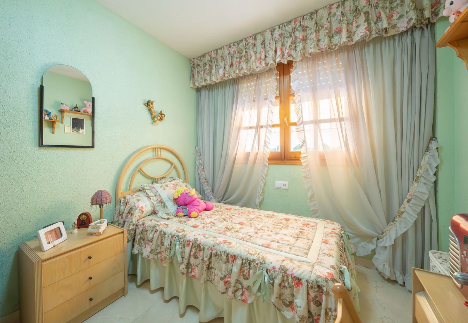 4 quarto Moradia Geminada para venda em Alicante cidade com piscina garagem - 650 000 € (Ref: 9413612)