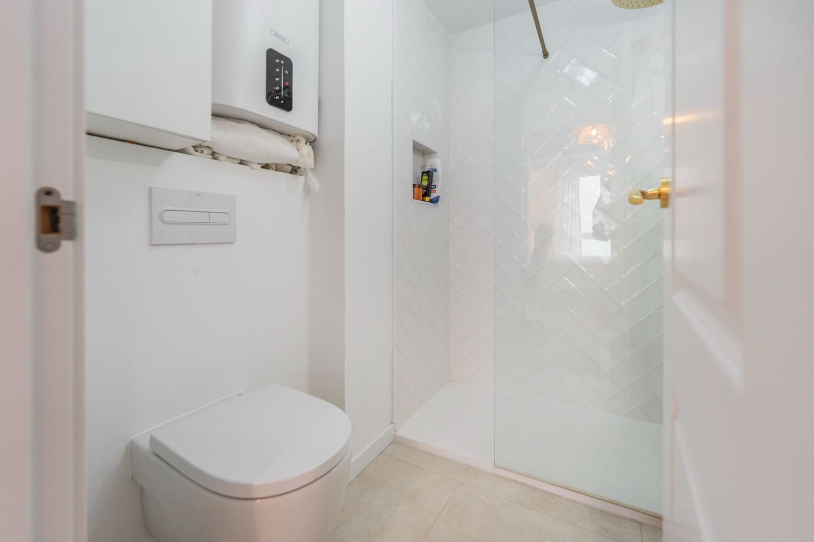 1 slaapkamer Flat te koop in Madrid stad - € 379.000 (Ref: 9413613)