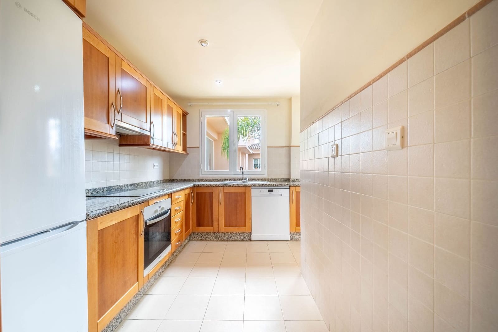 2 sypialnia Mieszkanie na sprzedaż w Alhaurin de la Torre z basenem garażem - 325 000 € (Ref: 9415426)