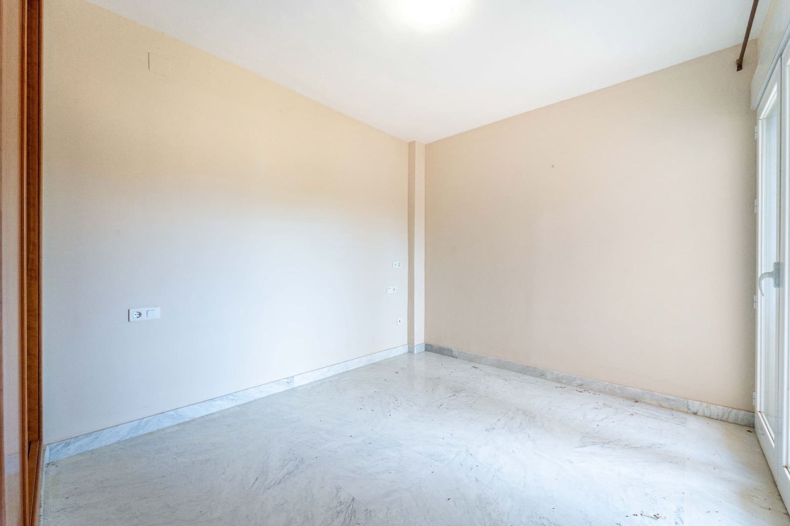 2 sypialnia Mieszkanie na sprzedaż w Alhaurin de la Torre z basenem garażem - 325 000 € (Ref: 9415426)