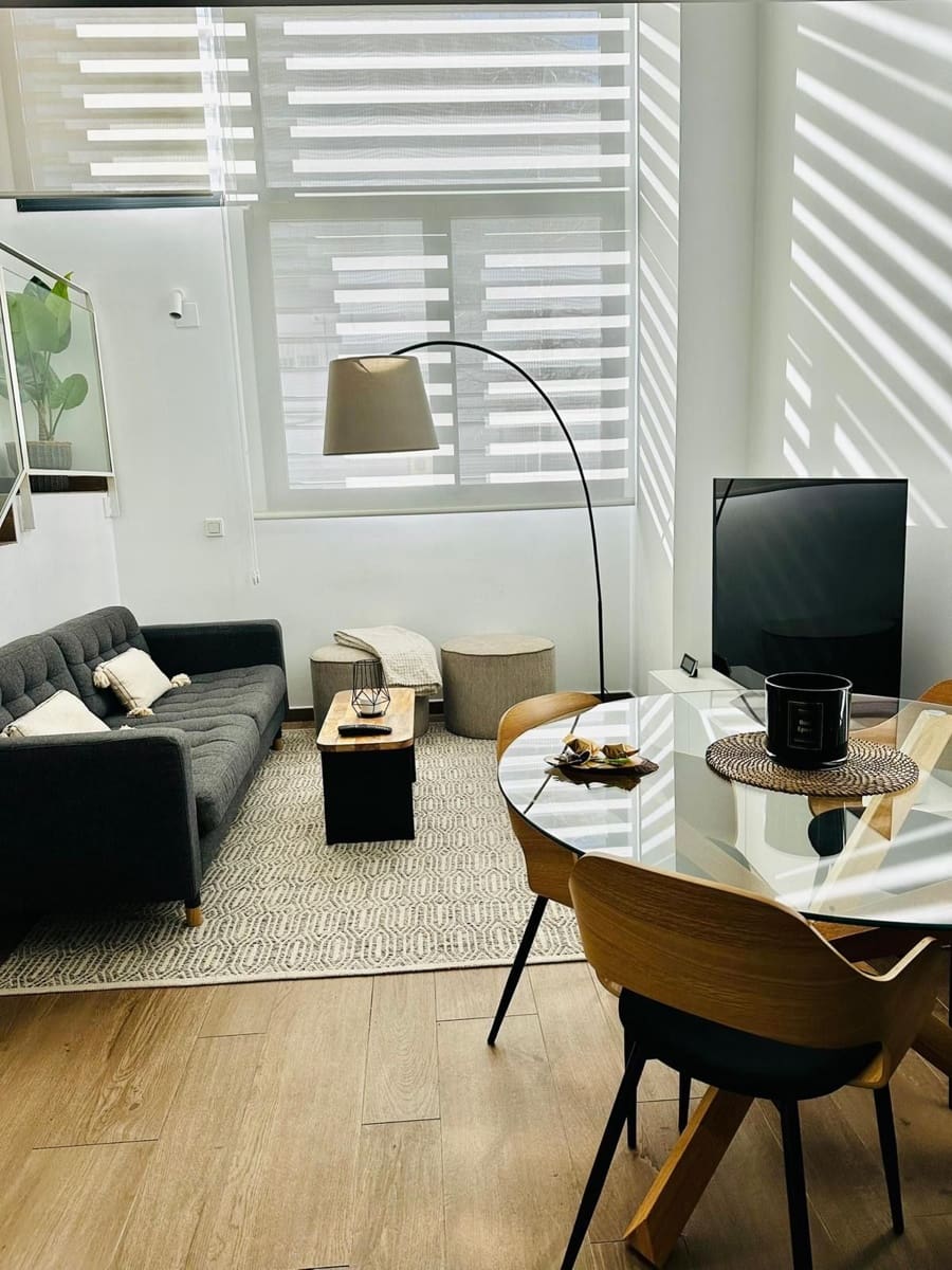 1 bedroom Office for sale in Valencia city with pool garage - € 425,000 (Ref: 9415429)