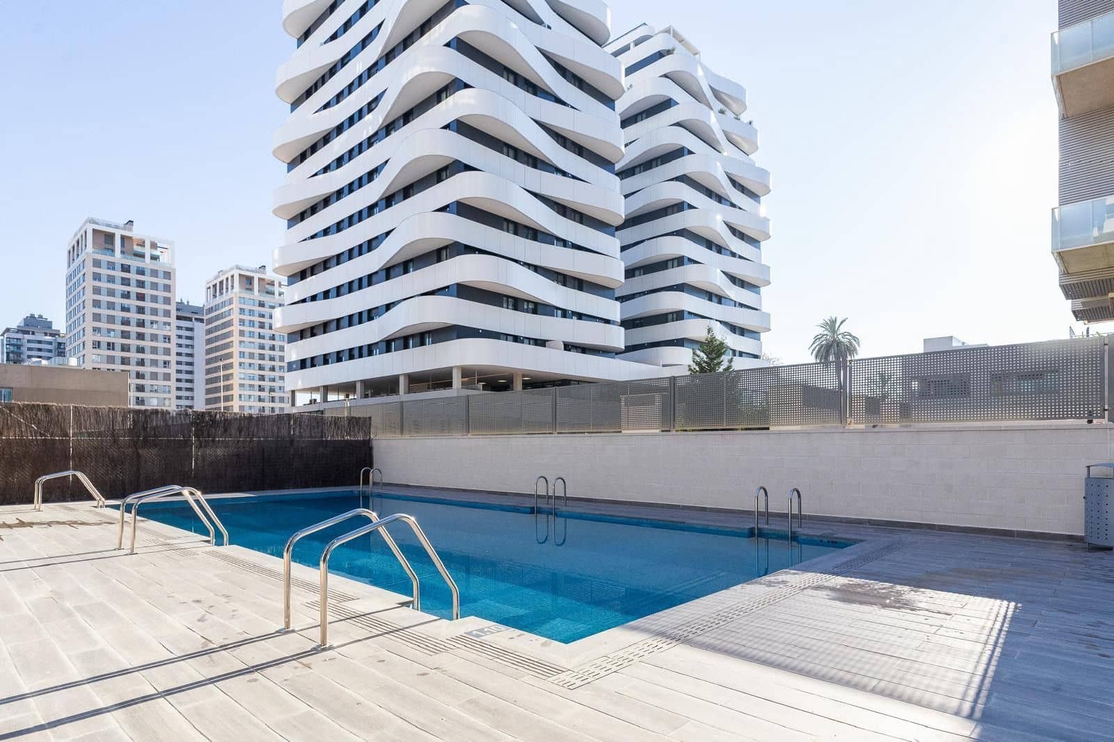 1 bedroom Office for sale in Valencia city with pool garage - € 425,000 (Ref: 9415429)