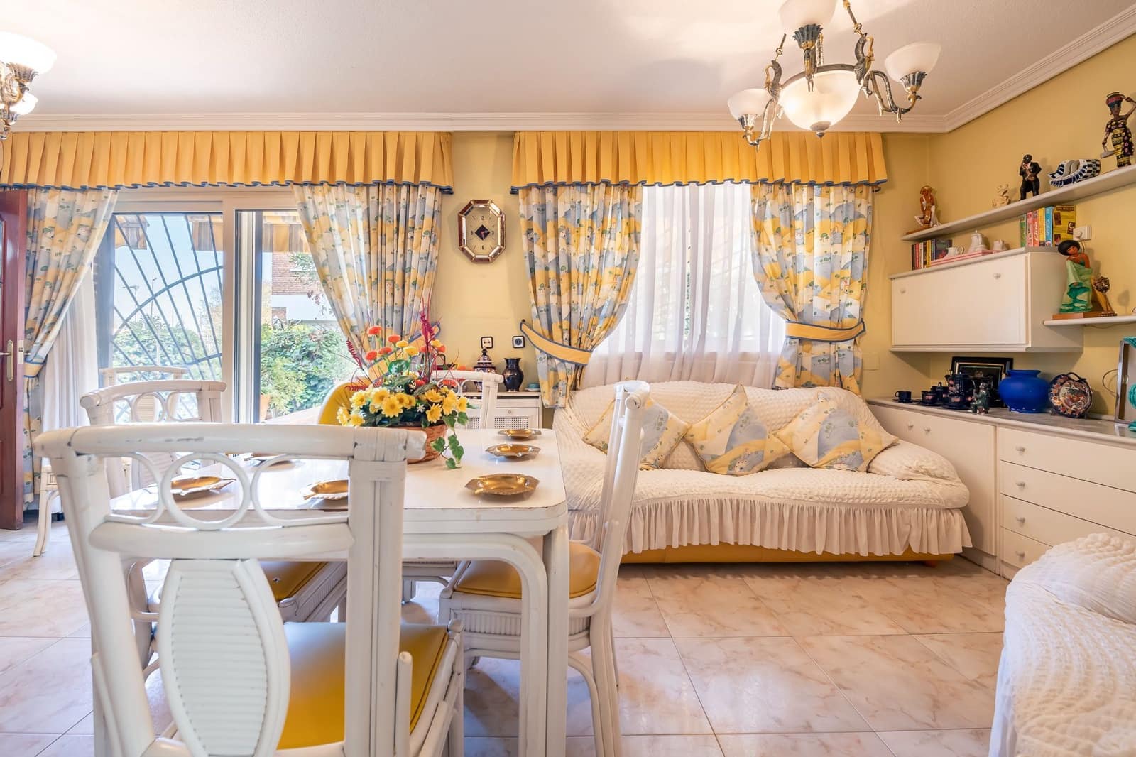 5 soverom Villa til salgs i Madrid by med svømmebasseng garasje - € 890 000 (Ref: 9421867)