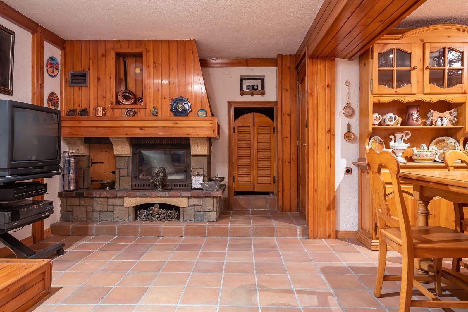 5 soverom Villa til salgs i Madrid by med svømmebasseng garasje - € 890 000 (Ref: 9421867)