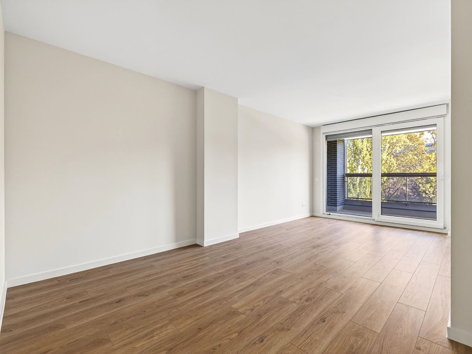 3 bedroom Flat for sale in Madrid city with pool garage - € 1,195,000 (Ref: 9421868)