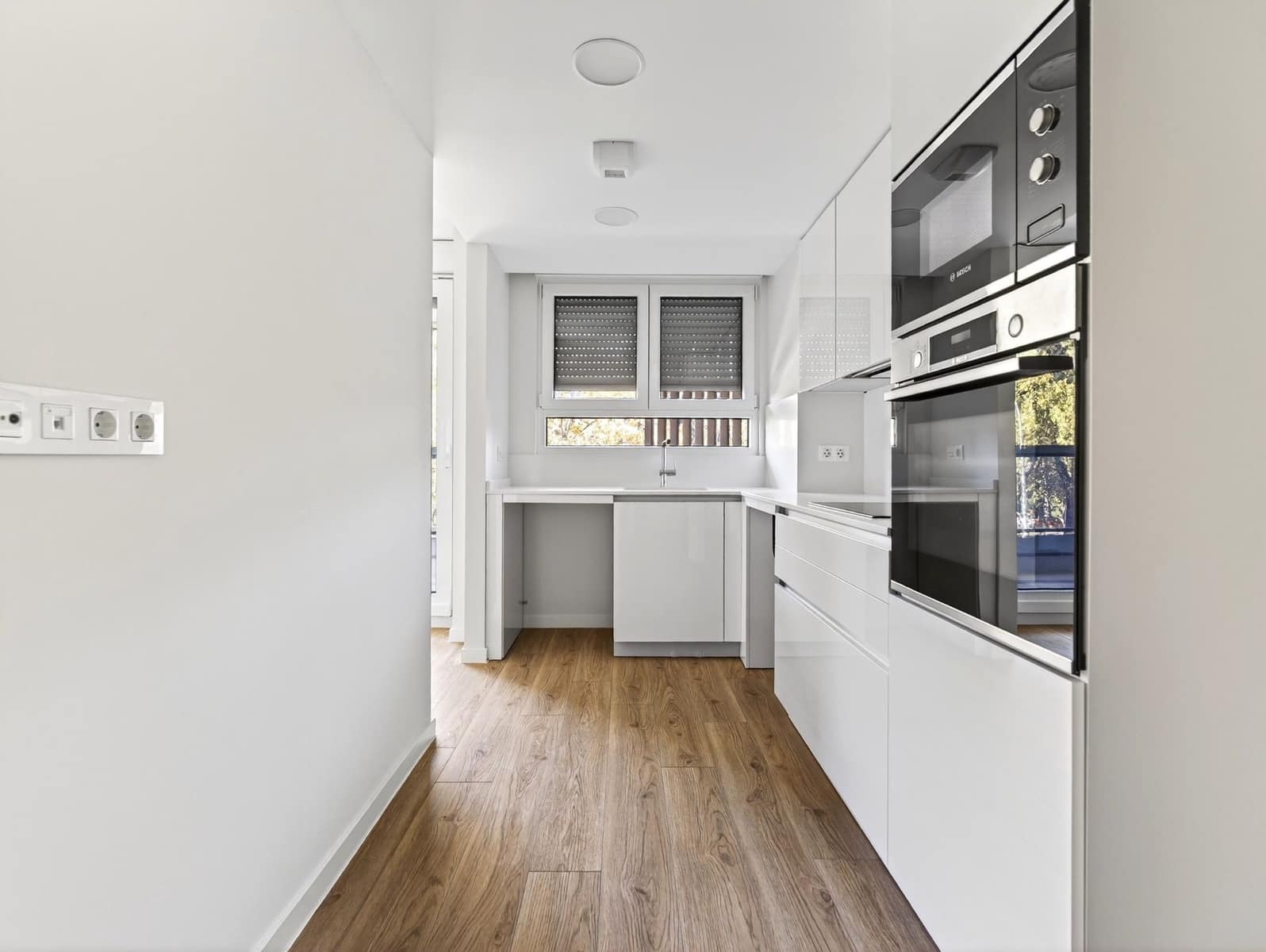 3 bedroom Flat for sale in Madrid city with pool garage - € 1,195,000 (Ref: 9421868)