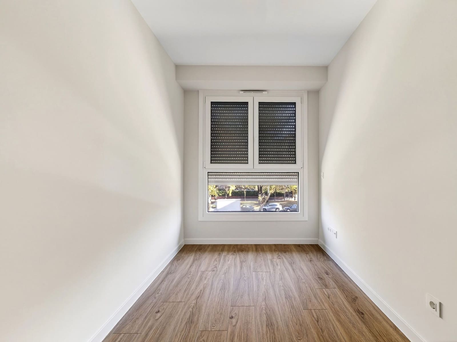 3 bedroom Flat for sale in Madrid city with pool garage - € 1,195,000 (Ref: 9421868)