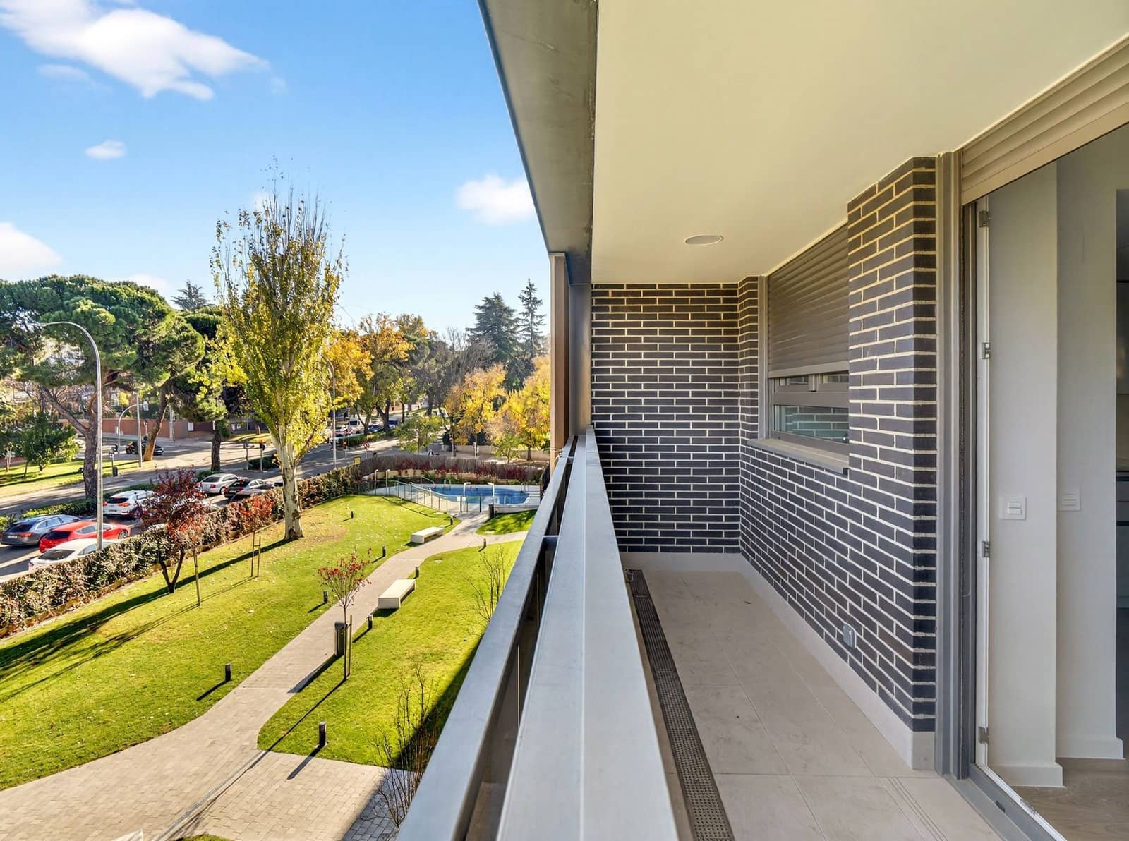 3 bedroom Flat for sale in Madrid city with pool garage - € 1,195,000 (Ref: 9421868)