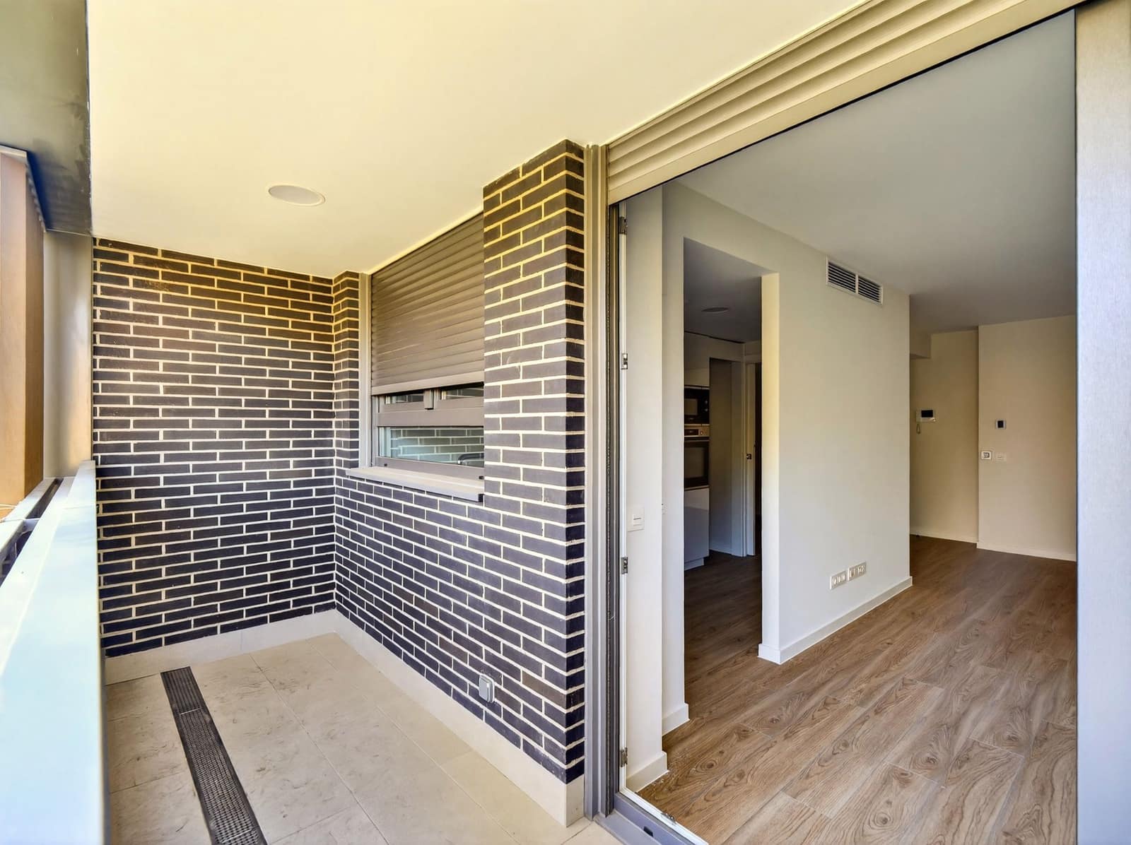 3 bedroom Flat for sale in Madrid city with pool garage - € 1,195,000 (Ref: 9421868)