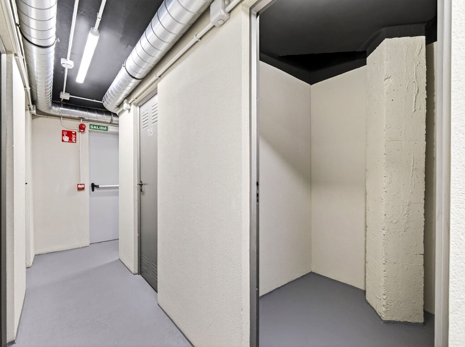 3 bedroom Flat for sale in Madrid city with pool garage - € 1,195,000 (Ref: 9421868)