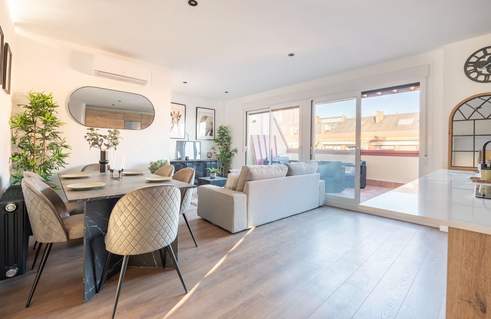 3 soverom Penthouse til salgs i Madrid by med svømmebasseng - € 949 000 (Ref: 9421869)