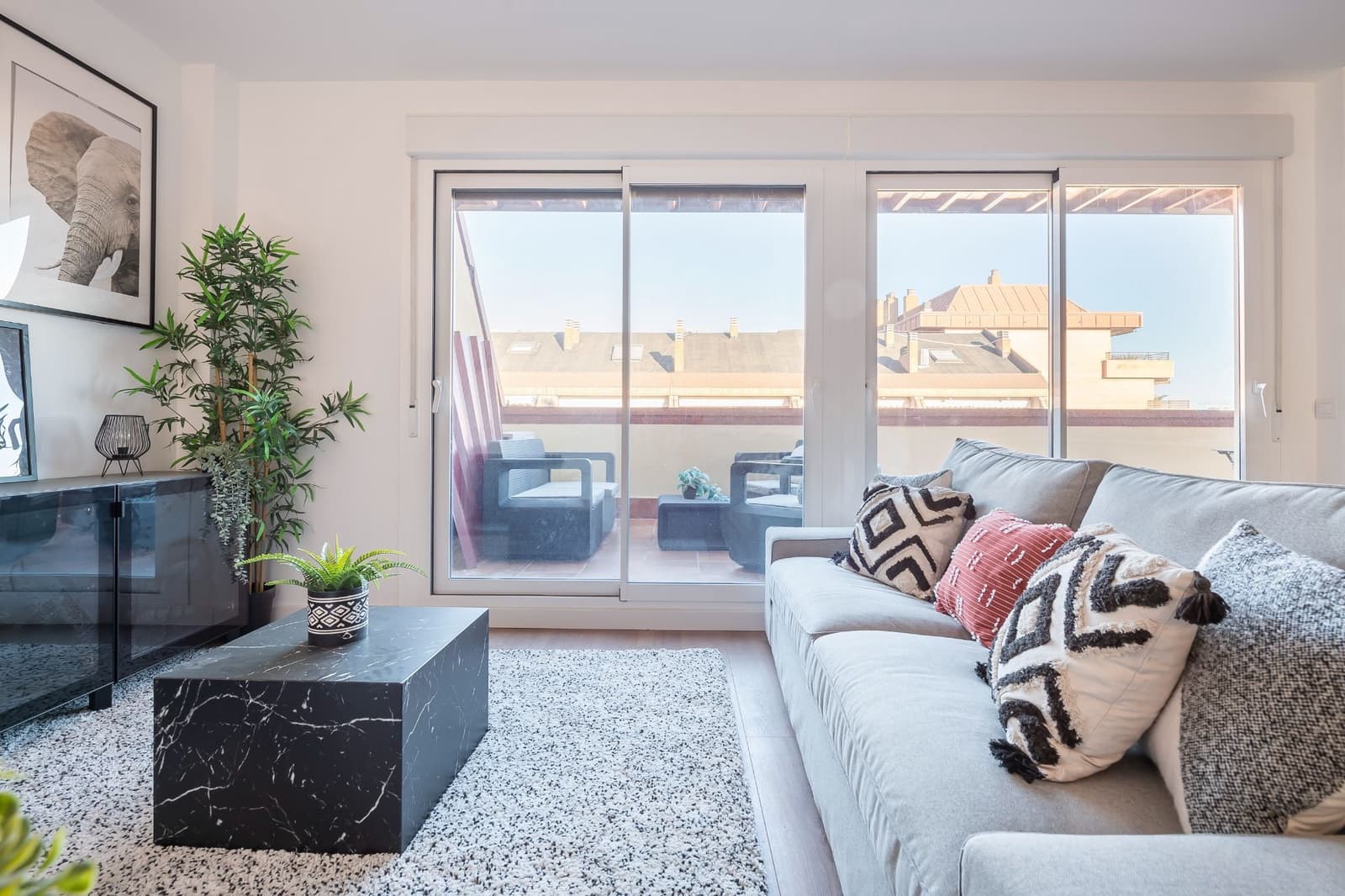 3 soverom Penthouse til salgs i Madrid by med svømmebasseng - € 949 000 (Ref: 9421869)